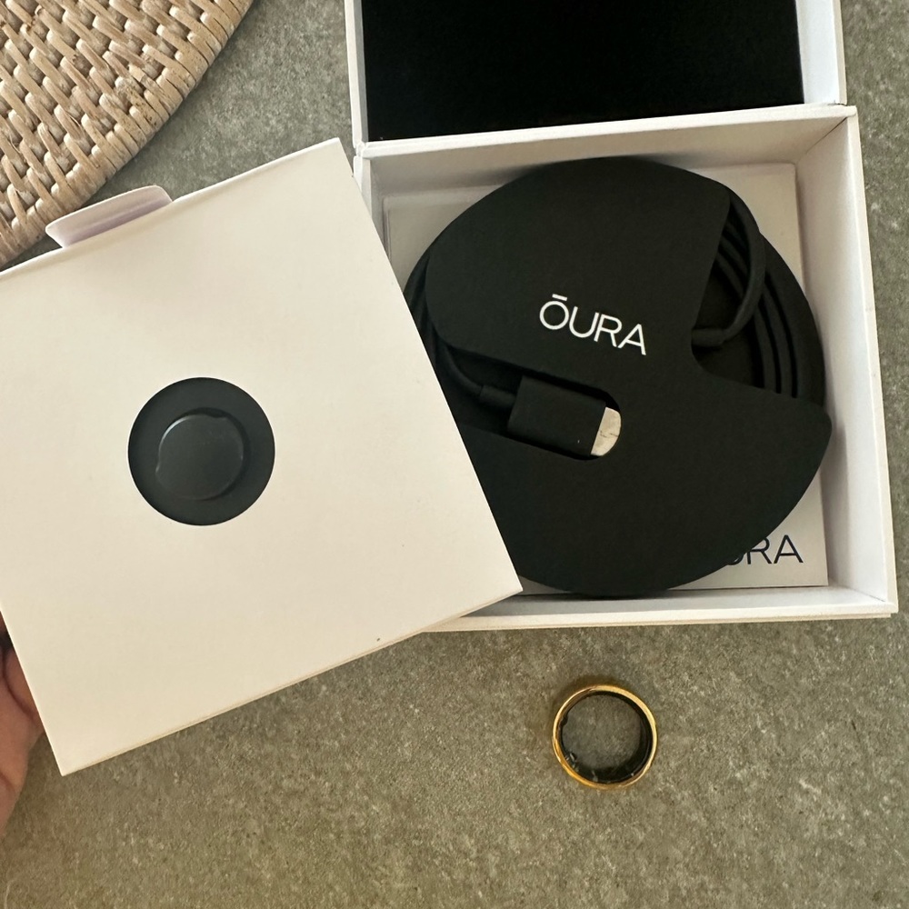 Oura Ring BRAND NEW!! Size